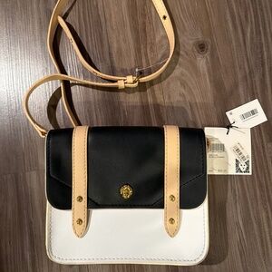 Brand new Anne Klein bag (tags attached)